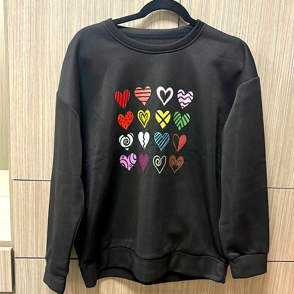 Oversized long sleeve sweater/shirt